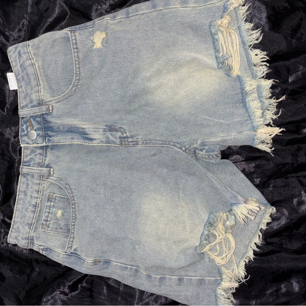 SHEIN Light Blue Frayed Hem Jean Shorts